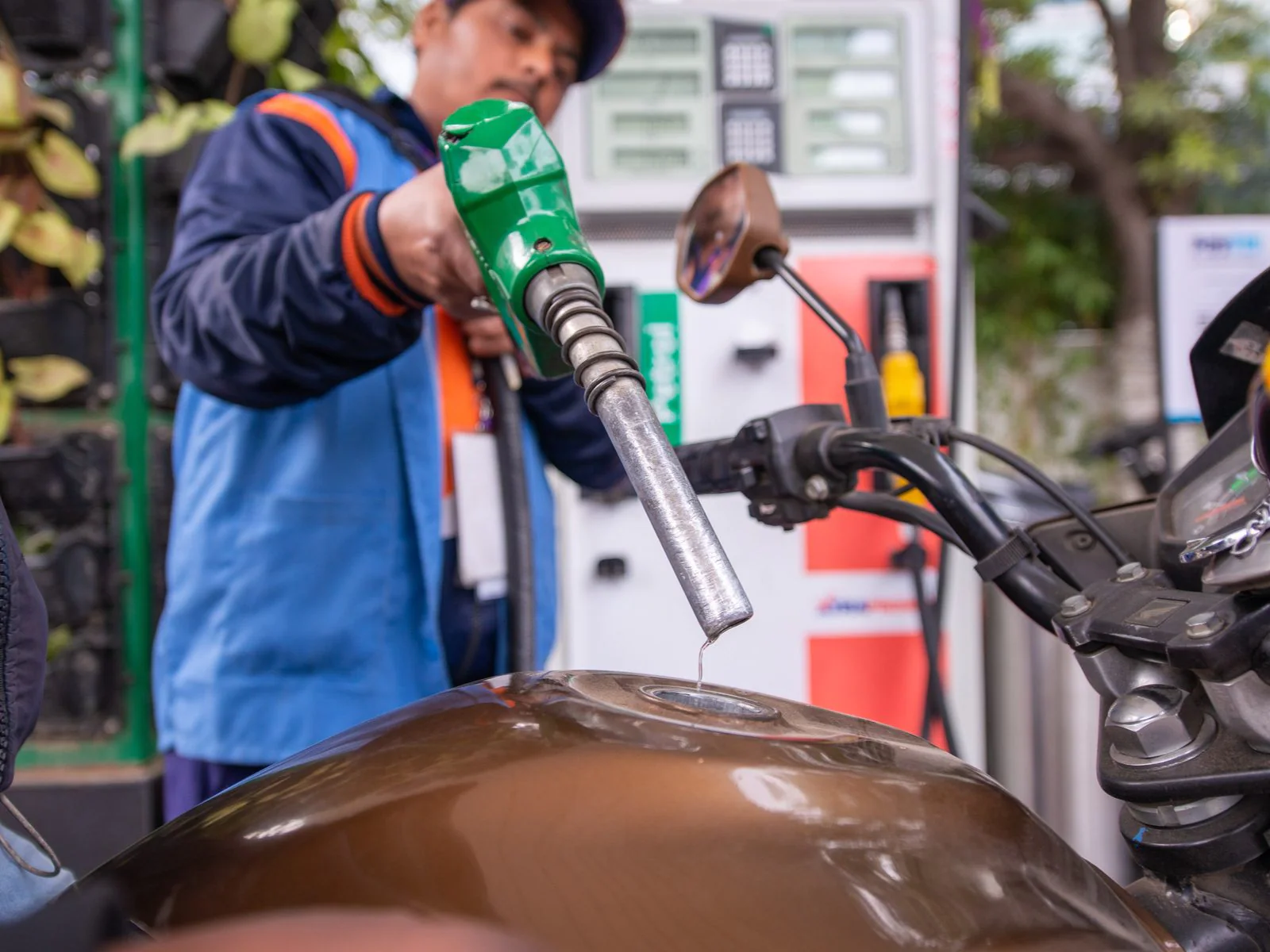 પેટ્રોલ , ડીઝલ, બજાર, પેટ્રોલિયમ કંપની, petrol , diesel, bussines,  business